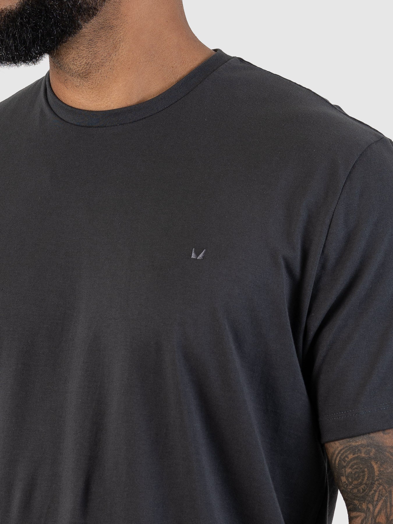 Camiseta Colors Chumbo MVCK
