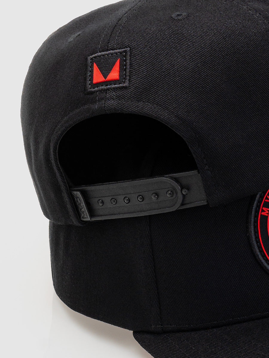 Boné Trucker Brasão Preto e Vermelho MVCK