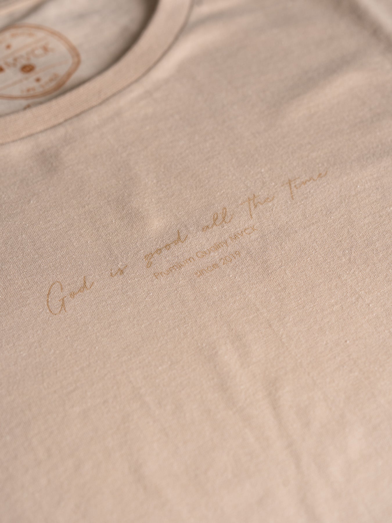 Camiseta Timeless Bege MVCK