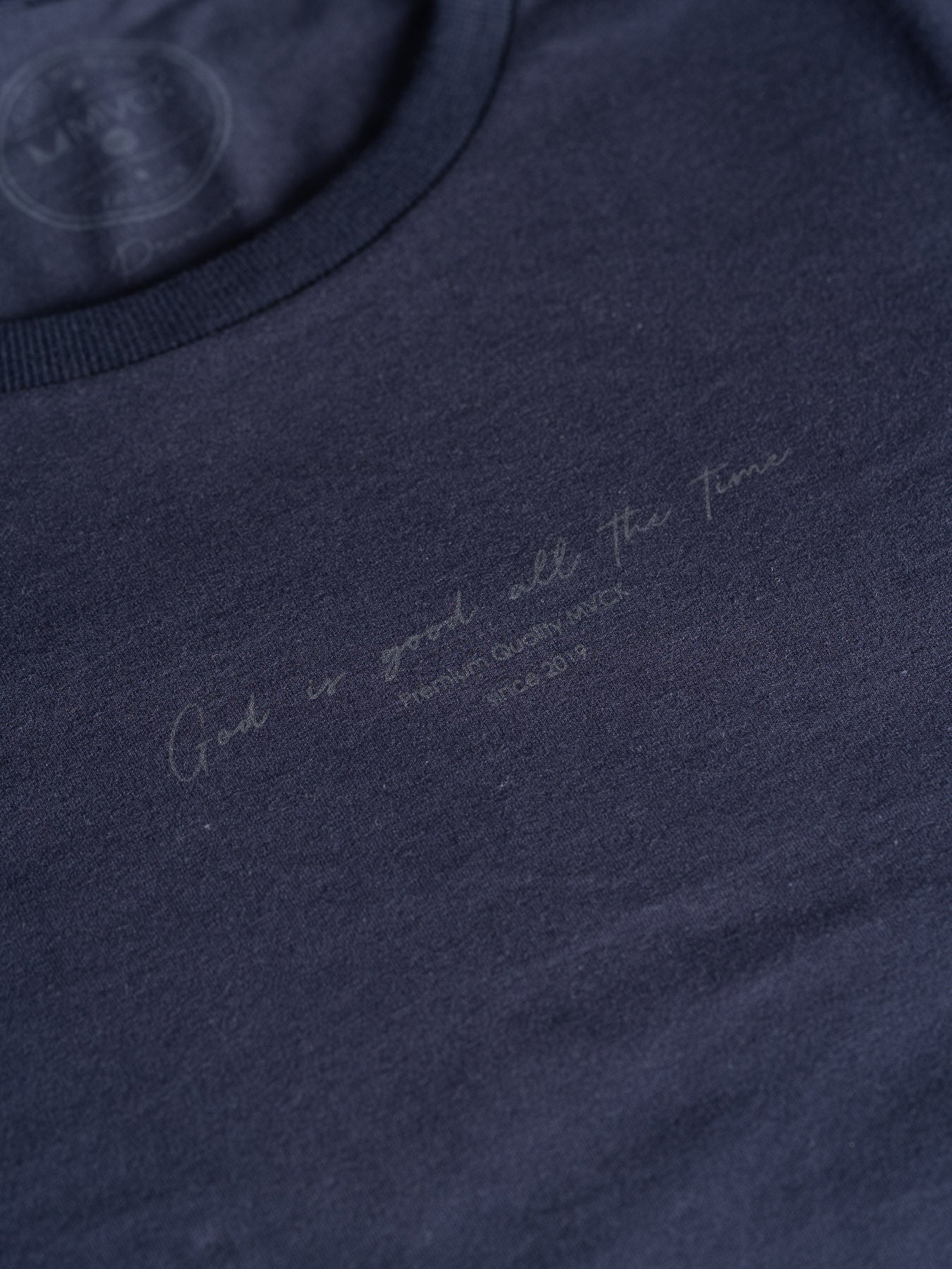 Camiseta Timeless Marinho MVCK