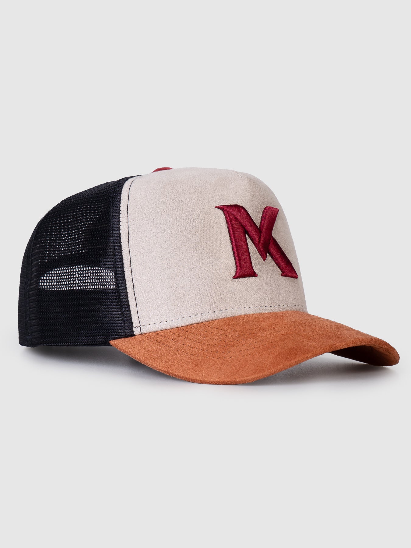 Boné Trucker Maverick Camurça Aba Caramelo MVCK