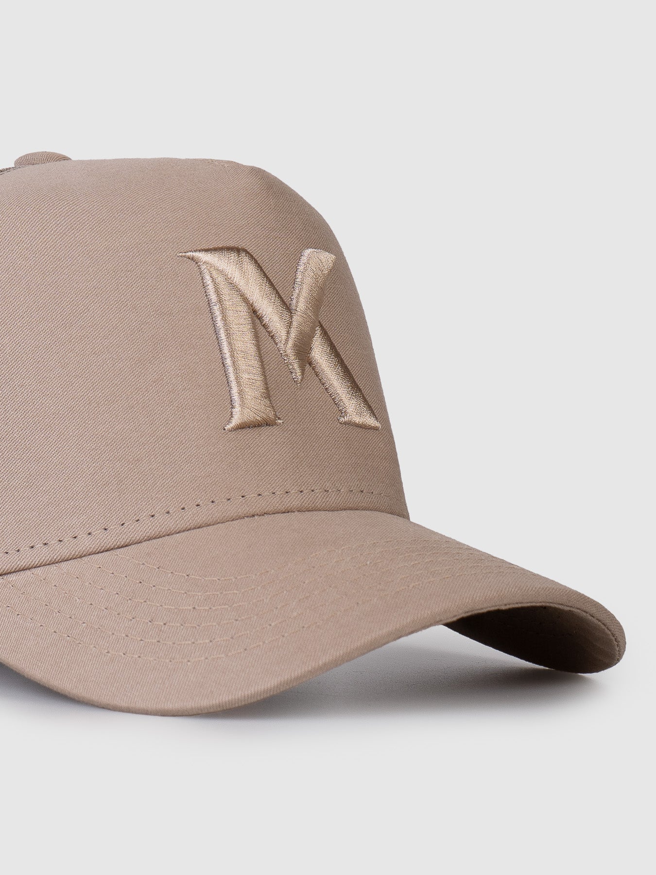 Boné Trucker Maverick Bege MVCK