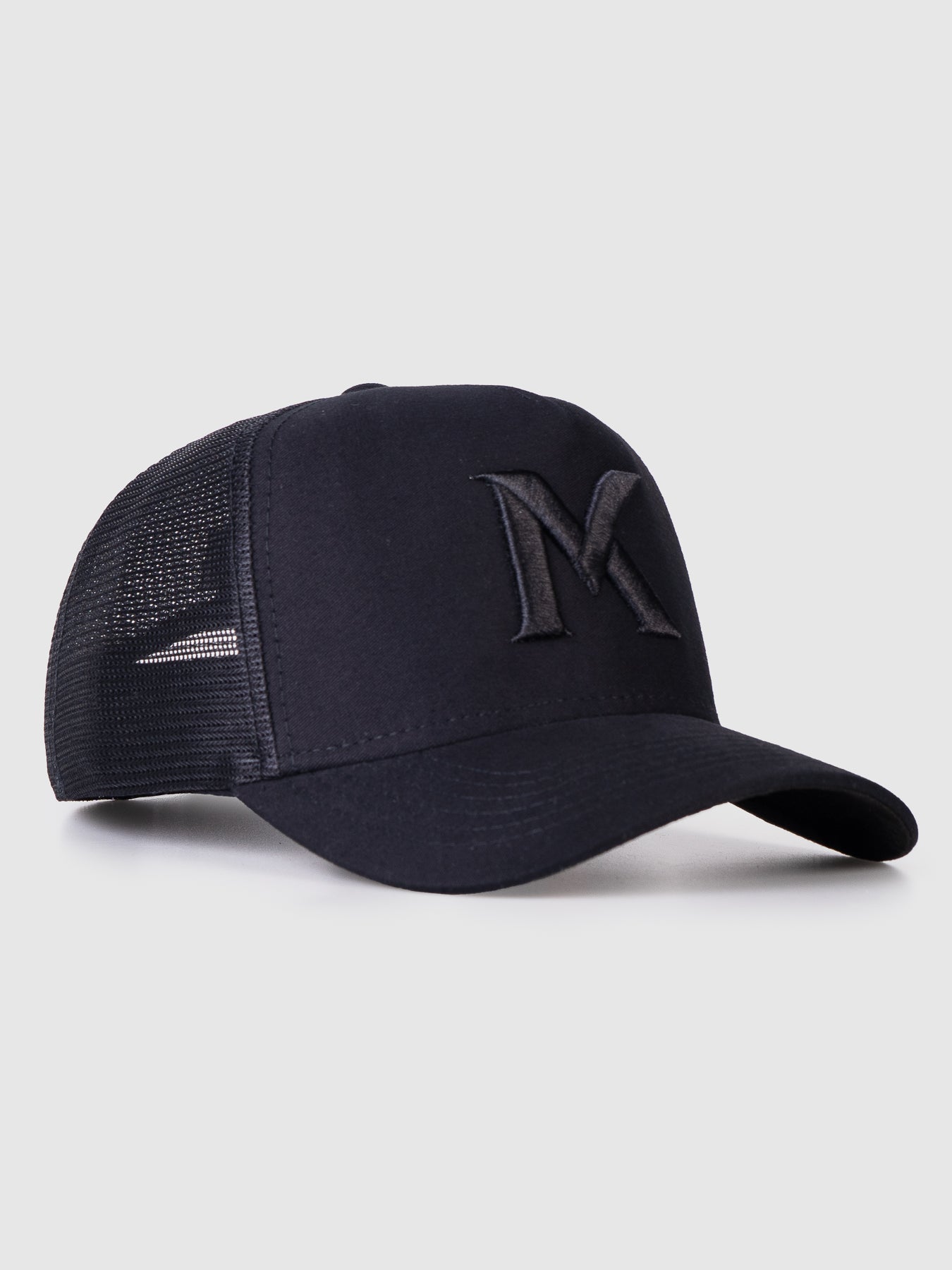 Boné Trucker Maverick All Black MVCK