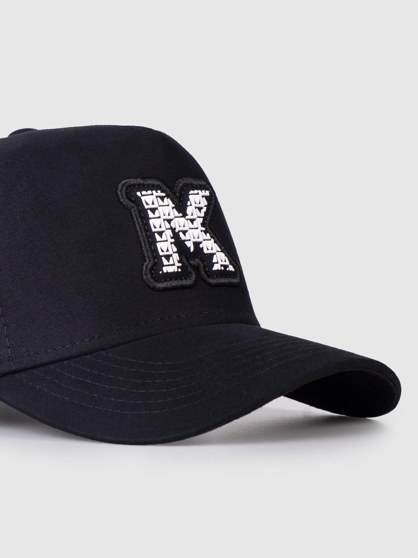 Boné Trucker Maverick Inside Preto MVCK