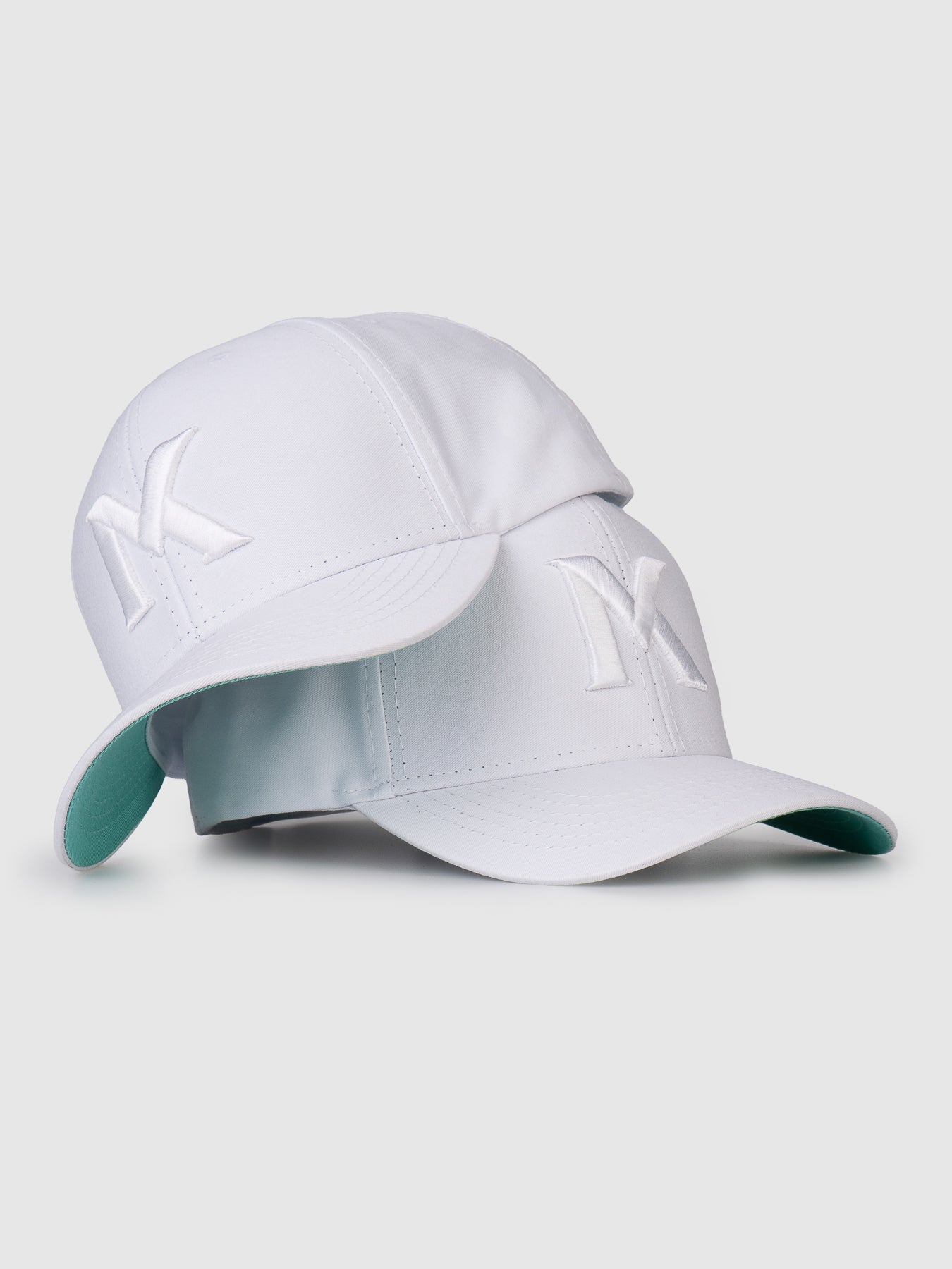 Boné Polo Maverick Branco e Verde Água MVCK