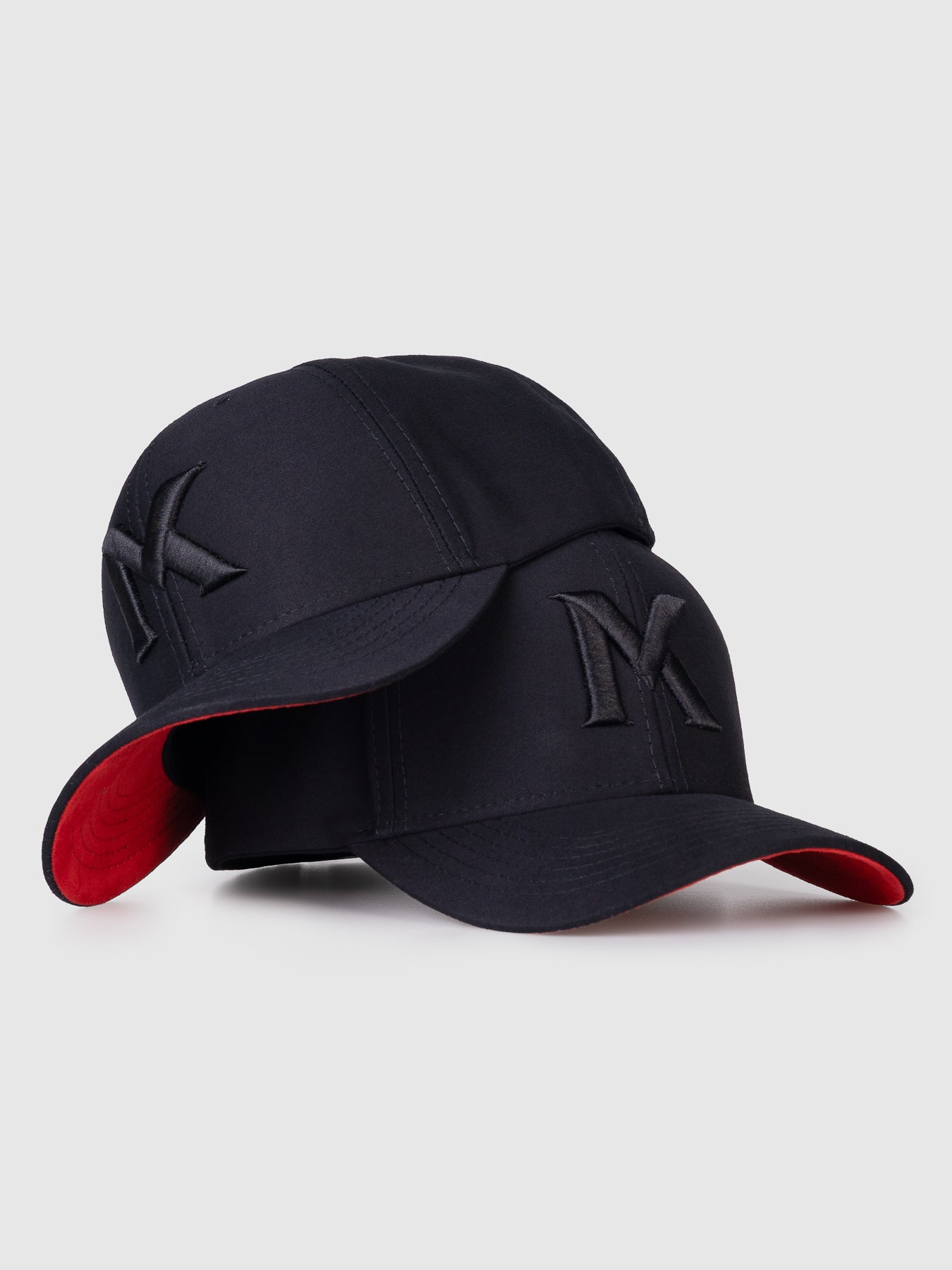 Boné Polo Maverick Preto e Vermelho MVCK