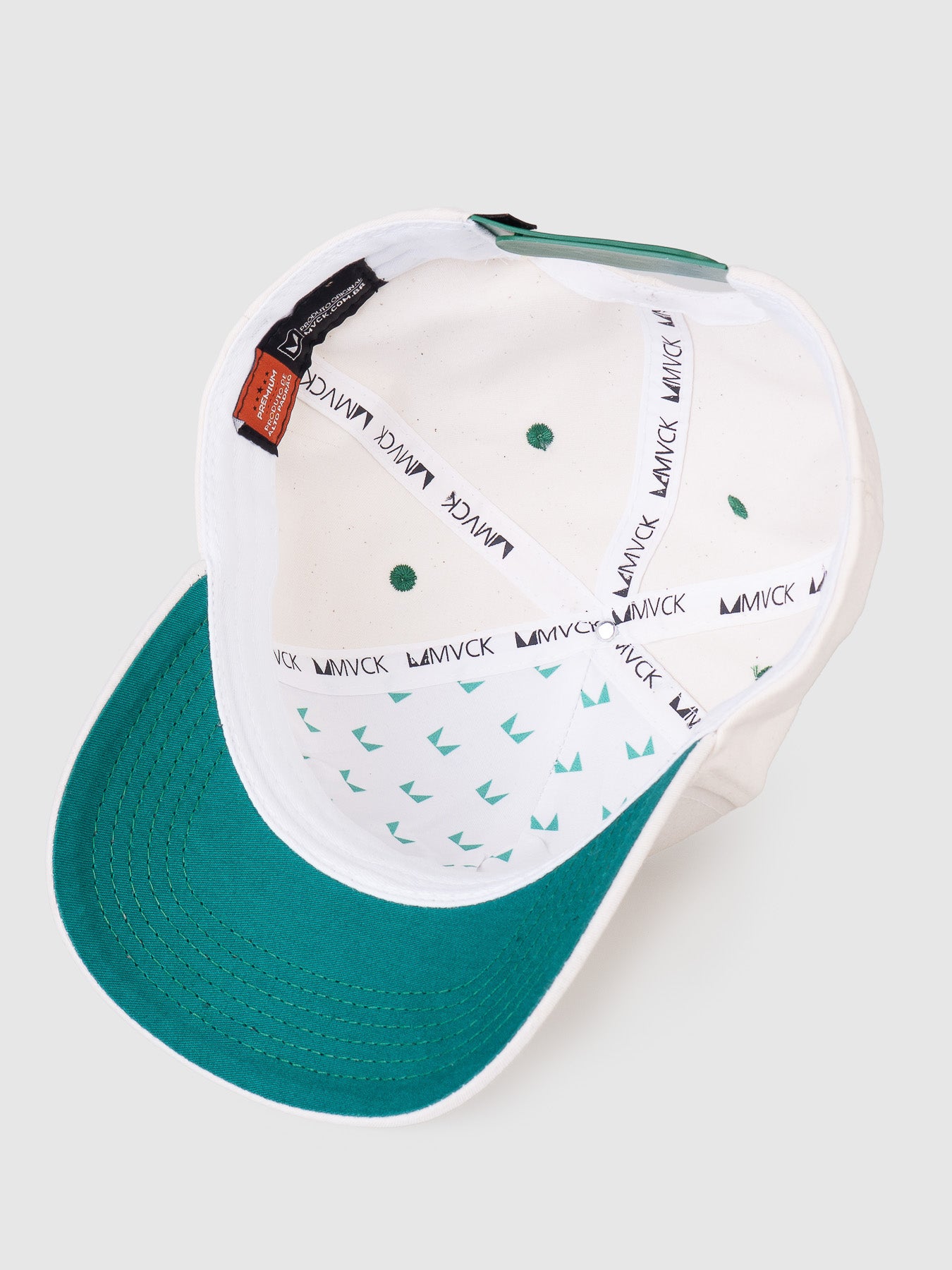 Boné Polo Maverick Off White e Verde MVCK