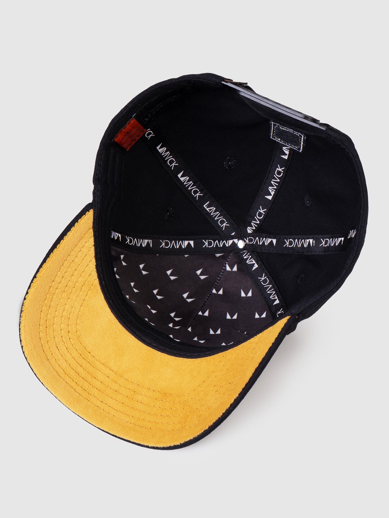 Boné Polo Maverick Preto e Amarelo MVCK