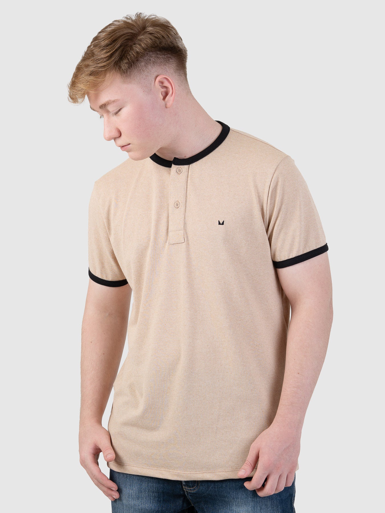 Camiseta Masculina Henley Bege e Preto MVCK