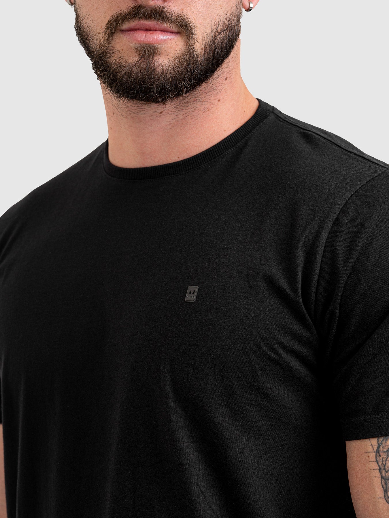 Camiseta Basic All Black MVCK
