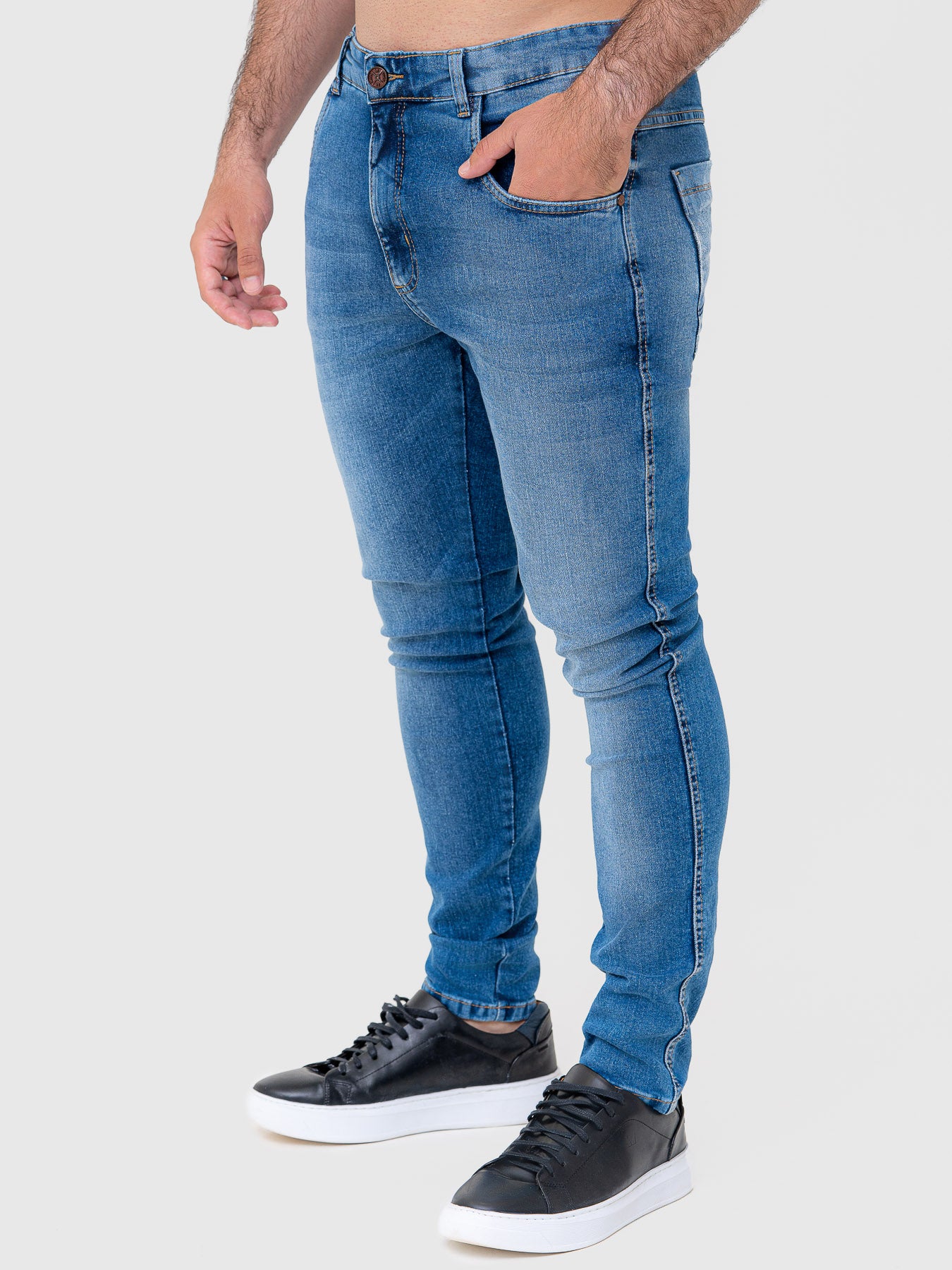 Calça Jeans Confort Sky MVCK